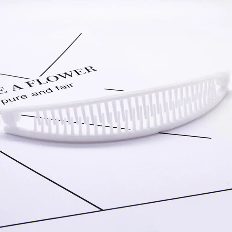 1PC Plastic Hair Clips Comb Banana Shaped Women Girls Hairpins For Party Birthday Headdress Hair Clip Comb Hair Accessories