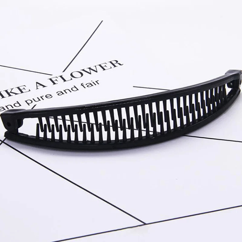 1PC Plastic Hair Clips Comb Banana Shaped Women Girls Hairpins For Party Birthday Headdress Hair Clip Comb Hair Accessories